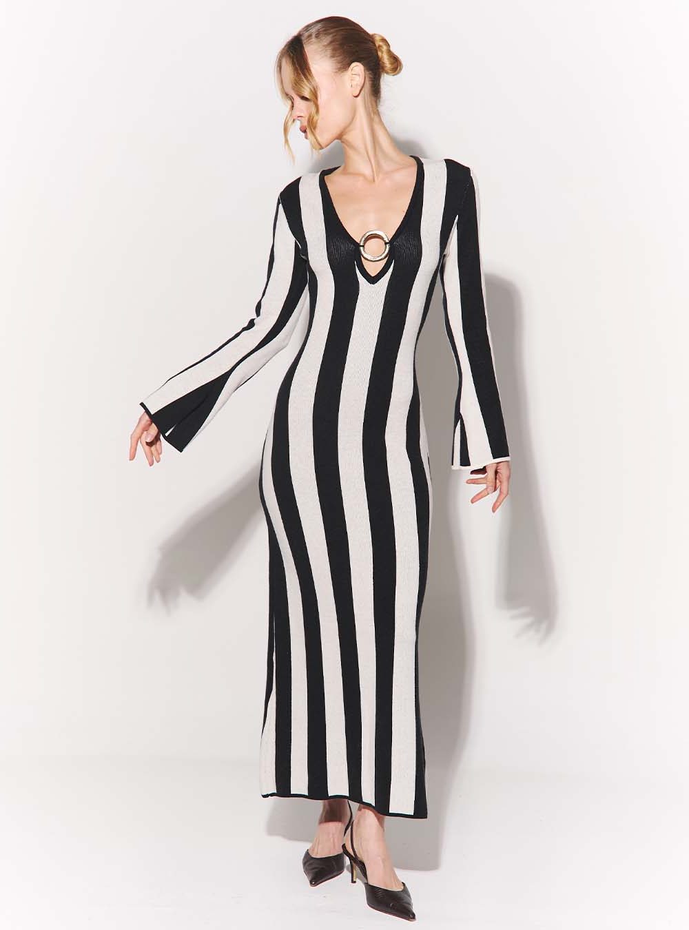 Vestido a rayas con aro